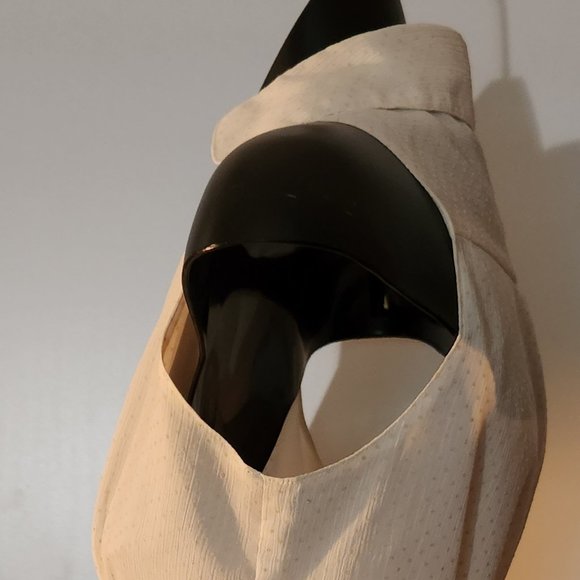 Vintage GUESS sleeveless pearl blouse - Picture 3 of 8